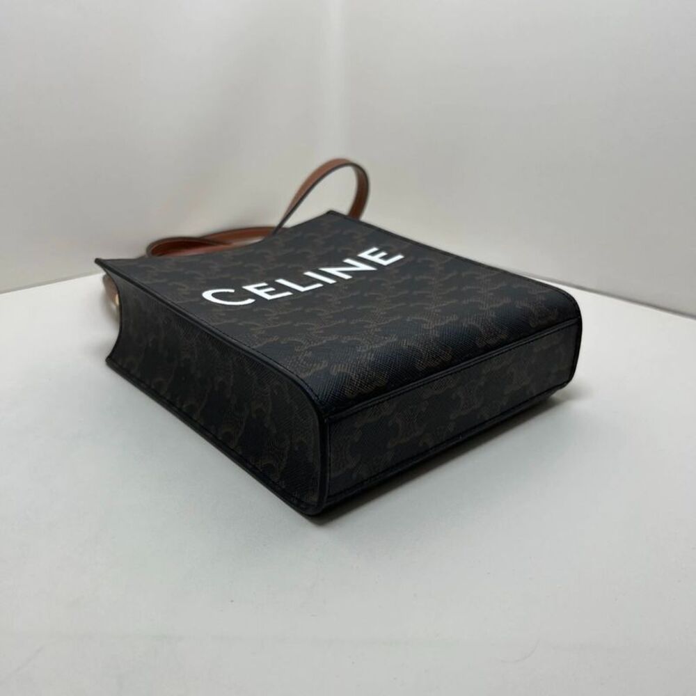Celine Women Pre-Loved Bag Very Good Condition - Picture 8 of 9